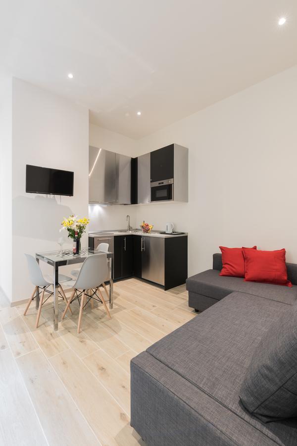 Апартаменты Mudiva -Train Station Modern 1 Bdr Flat 1St Floor Флоренция Экстерьер фото
