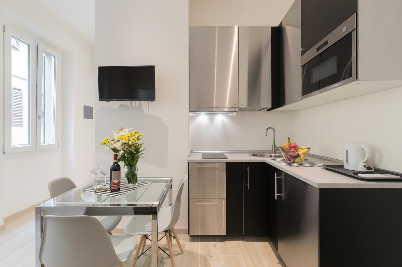 Апартаменты Mudiva -Train Station Modern 1 Bdr Flat 1St Floor Флоренция Экстерьер фото