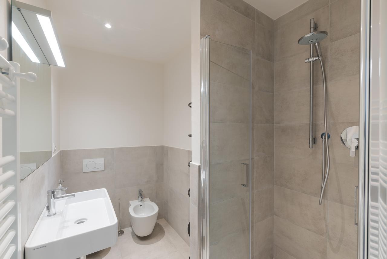 Апартаменты Mudiva -Train Station Modern 1 Bdr Flat 1St Floor Флоренция Экстерьер фото